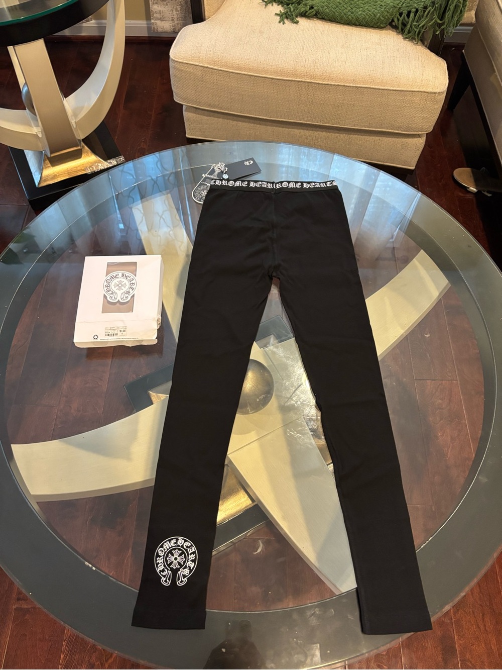 Black Chrome Heart’s Leggings